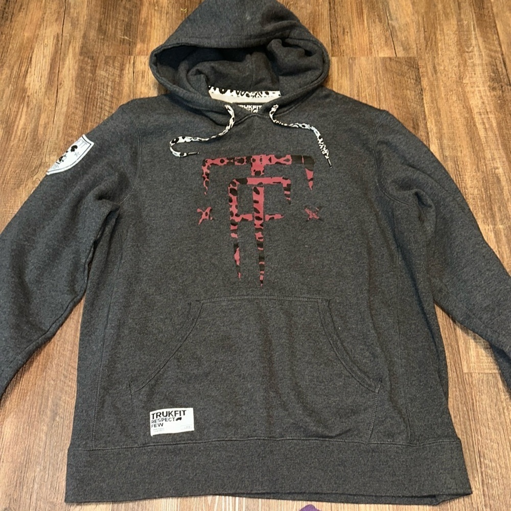 Mens Trukfit Hoodie Animal Print size XL‎